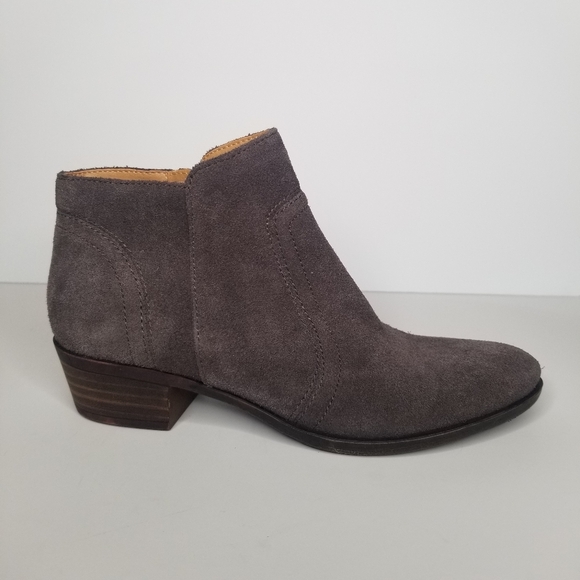 LUCKY BRAND NWOT Breck Gray Suede Bootie - Picture 8 of 8